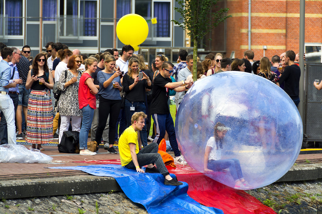 3. UvA - Summer Festival Roeterseiland. Aquabubble